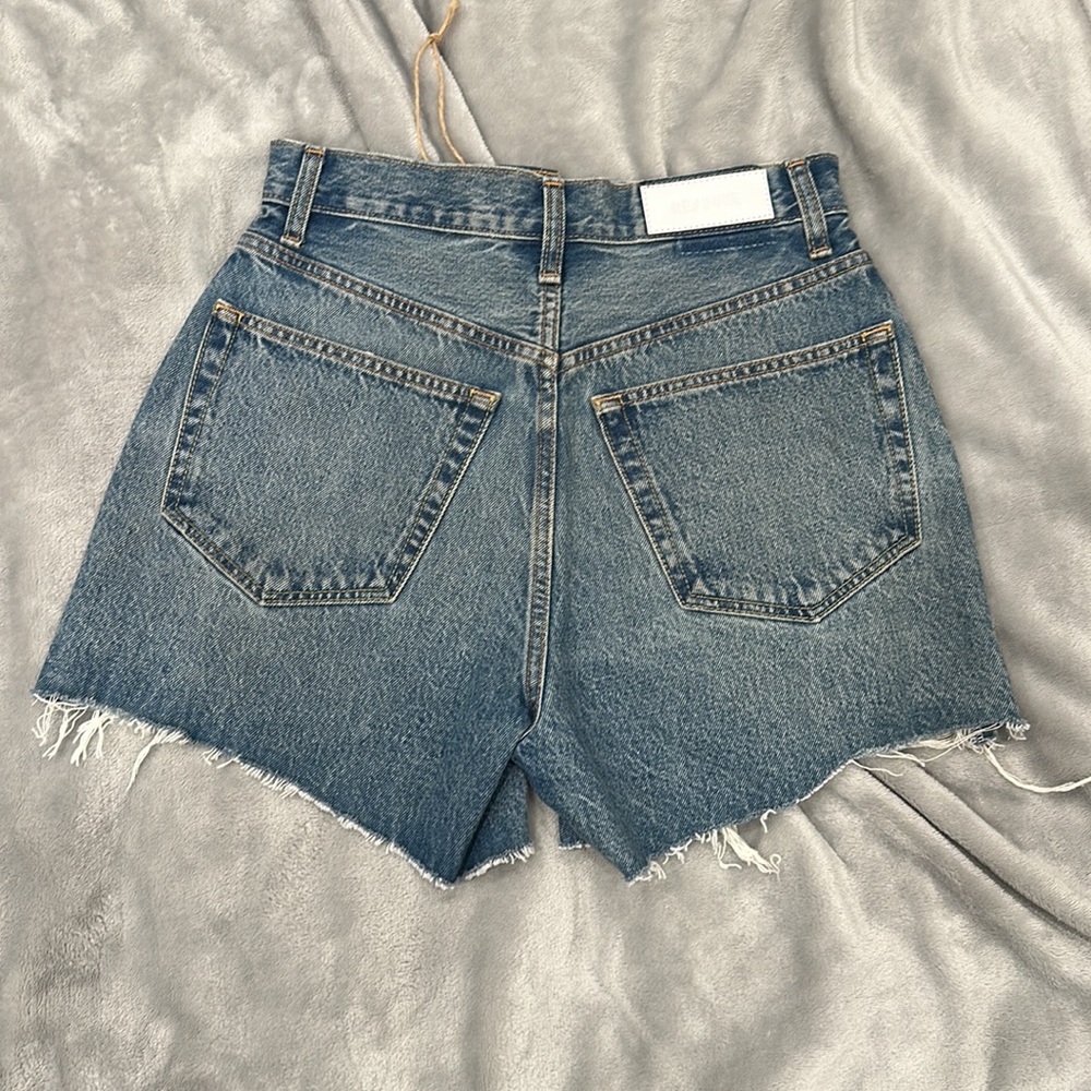 EUC Re/Done Distressed High Rise Jean Shorts Size 26 - Picture 3 of 7
